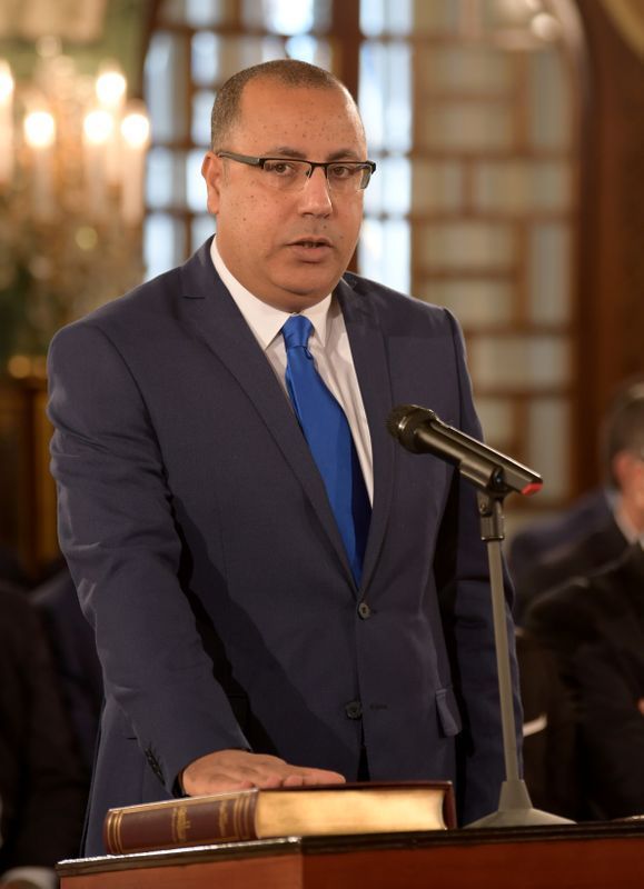 Tunisian PM appoints new ministers