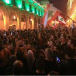 محتجون يطالبون باستقالة وزيرة العمل اللبنانية
