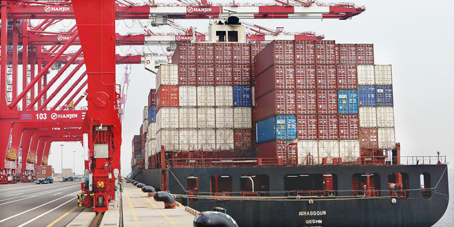 الصادرات الإماراتية تحقق نموا بنحو 6% في 8 أشهر