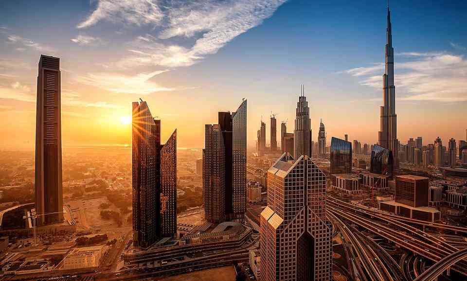 تصرفات عقارات دبي تُسجل 830 مليون درهم اليوم