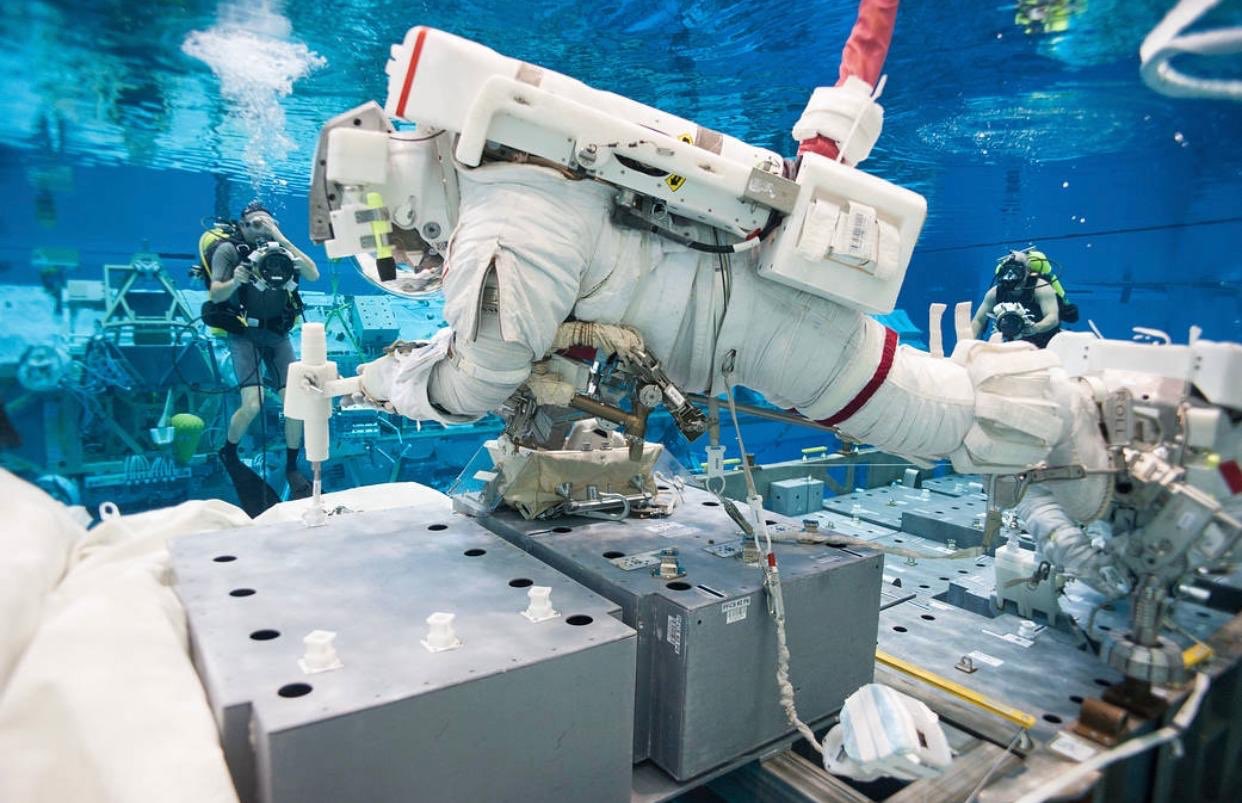 الإمارات توقع اتفاقية لتدريب رواد الفضاء في وكالة الفضاء الأمريكية "ناسا"