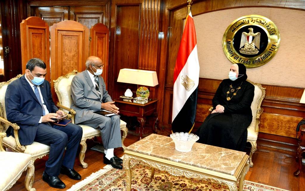 مصر تبدي استعدادها للمساهمة في إعادة تشغيل المصانع السودانية المغلقة