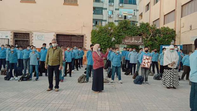 وفاة معلمة خلال طابور الصباح في مصر